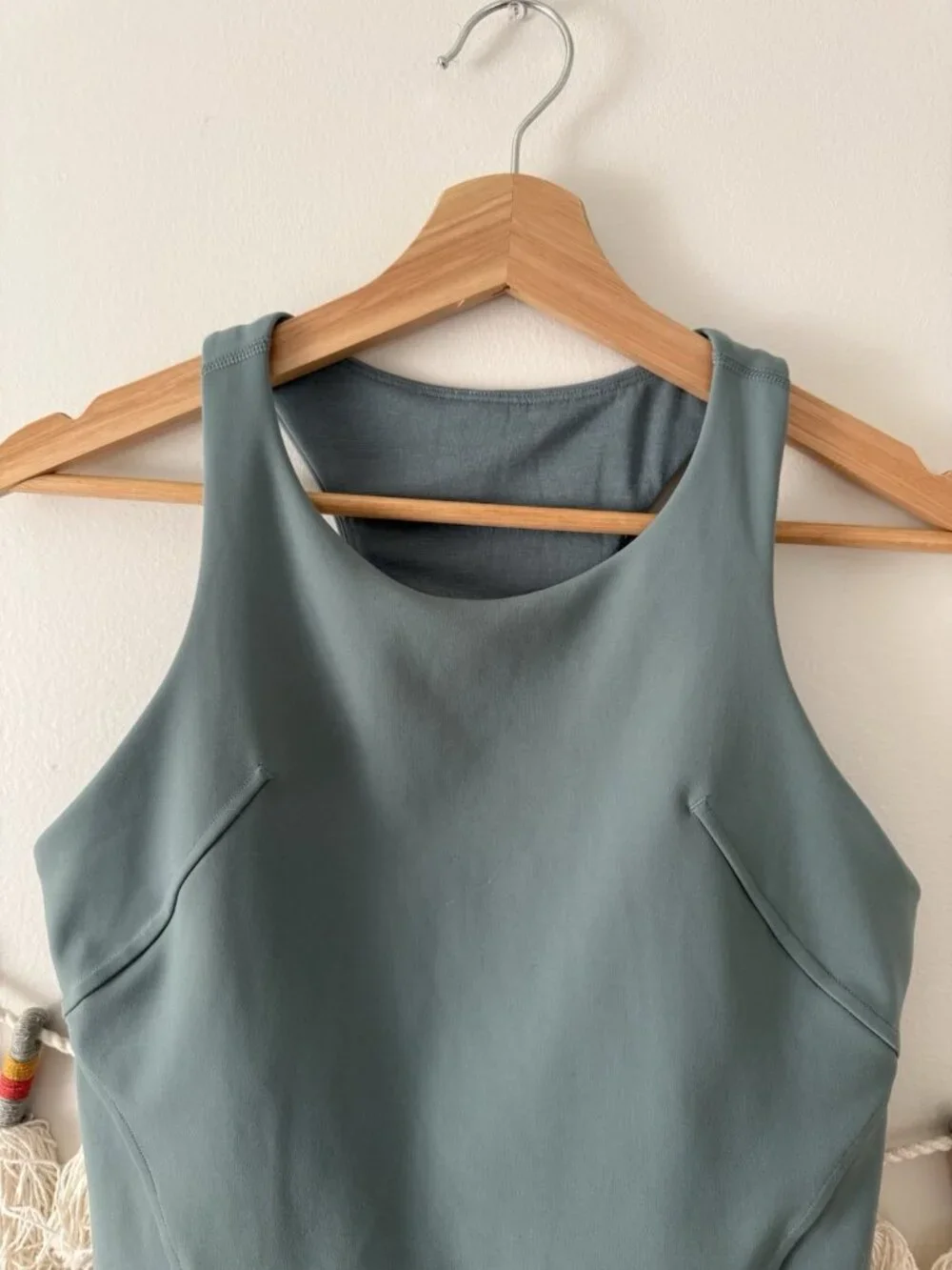 Lululemon Invigorate Training Tank Top Tidewater Teal Run Outdoor Pilates Yoga 8